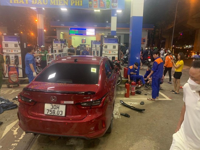 xu ly the nao tai xe dam vao cay xang duong lang khien 8 nguoi bi thuong xu ly the nao tai xe dam vao cay xang duong lang khien 8 nguoi bi thuong