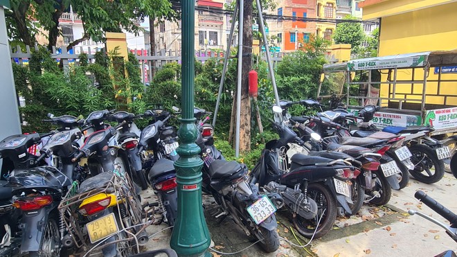 ha noi khoi to thieu nien 16 tuoi nhay 11 xe may chi trong mot not nhac ha noi khoi to thieu nien 16 tuoi nhay 11 xe may chi trong mot not nhac