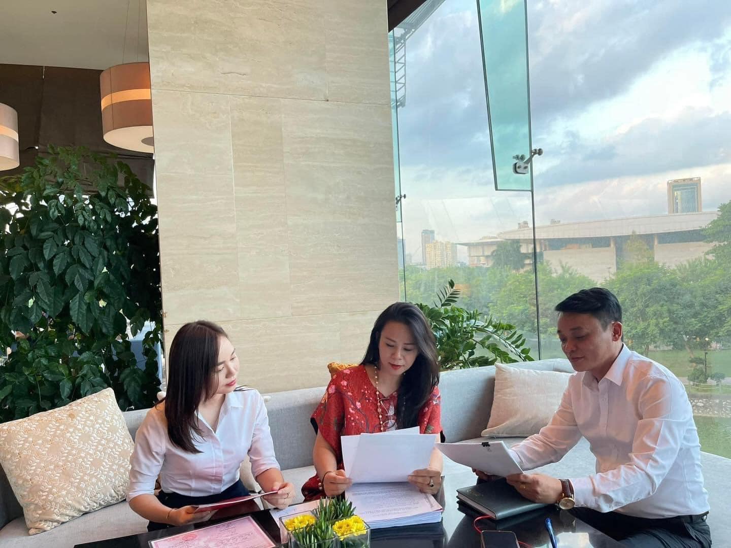 he lo ly do nhung la don thuan tinh ly hon cua shark binh va vo van o trong ngan ban he lo ly do nhung la don thuan tinh ly hon cua shark binh va vo van o trong ngan ban