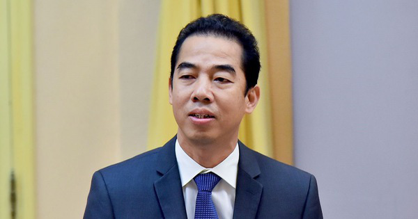 cuu thu truong bo ngoai giao to anh dung nhan hoi lo 21 5 ty dong moi khac phuc 2 ty dong