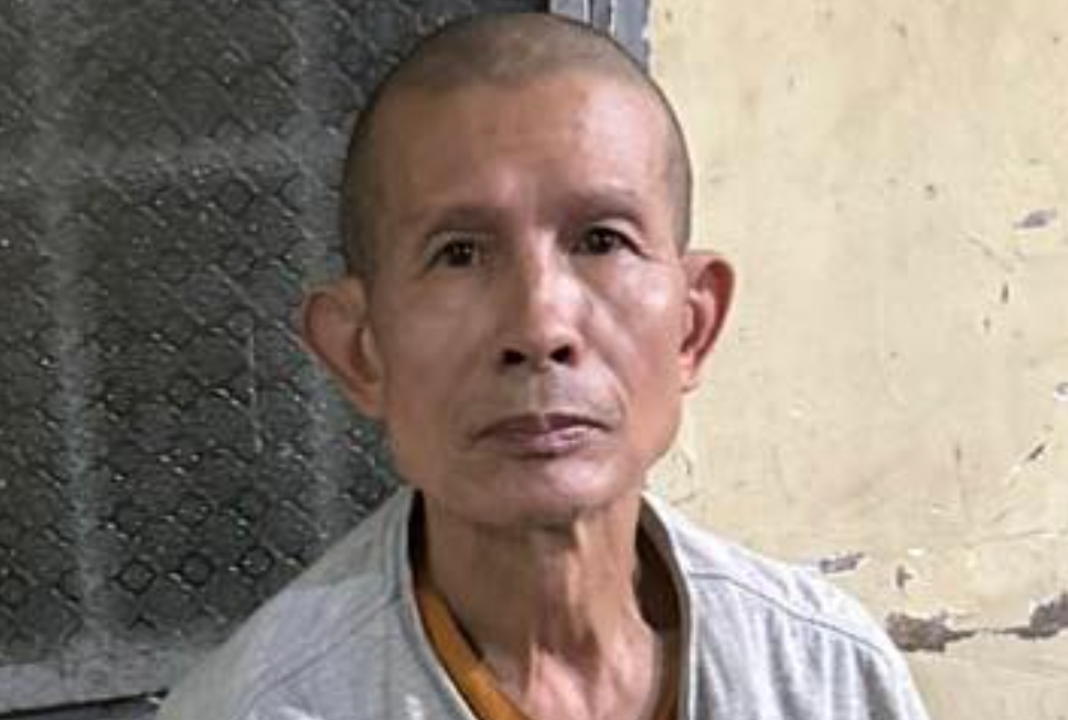 ta hoa khi biet danh tinh cua mot nguoi dan ong la mat tru ngu trong chua ta hoa khi biet danh tinh cua mot nguoi dan ong la mat tru ngu trong chua