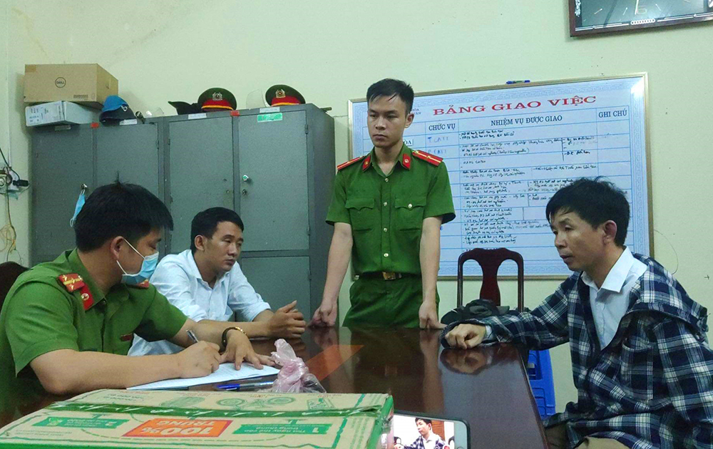 bat doi tuong tu xung la cong an mat dspl 1 bat doi tuong tu xung la cong an mat dspl 1