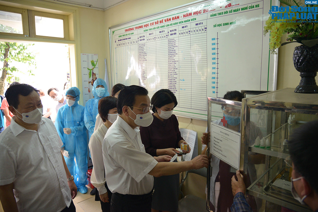 chu tich ha noi kiem tra cong tac dien tap thi thpt dspl 4 chu tich ha noi kiem tra cong tac dien tap thi thpt dspl 4