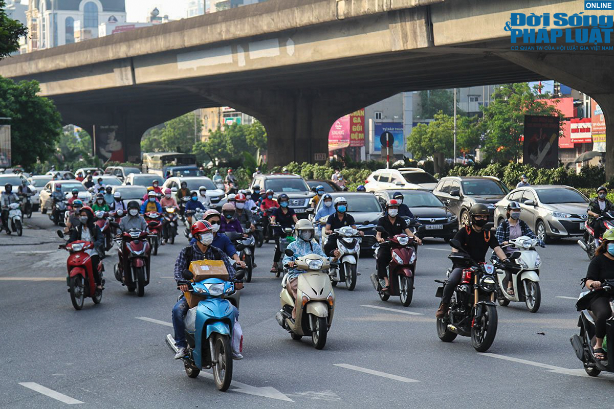 duong pho ha noi dong duc dspl 1 5