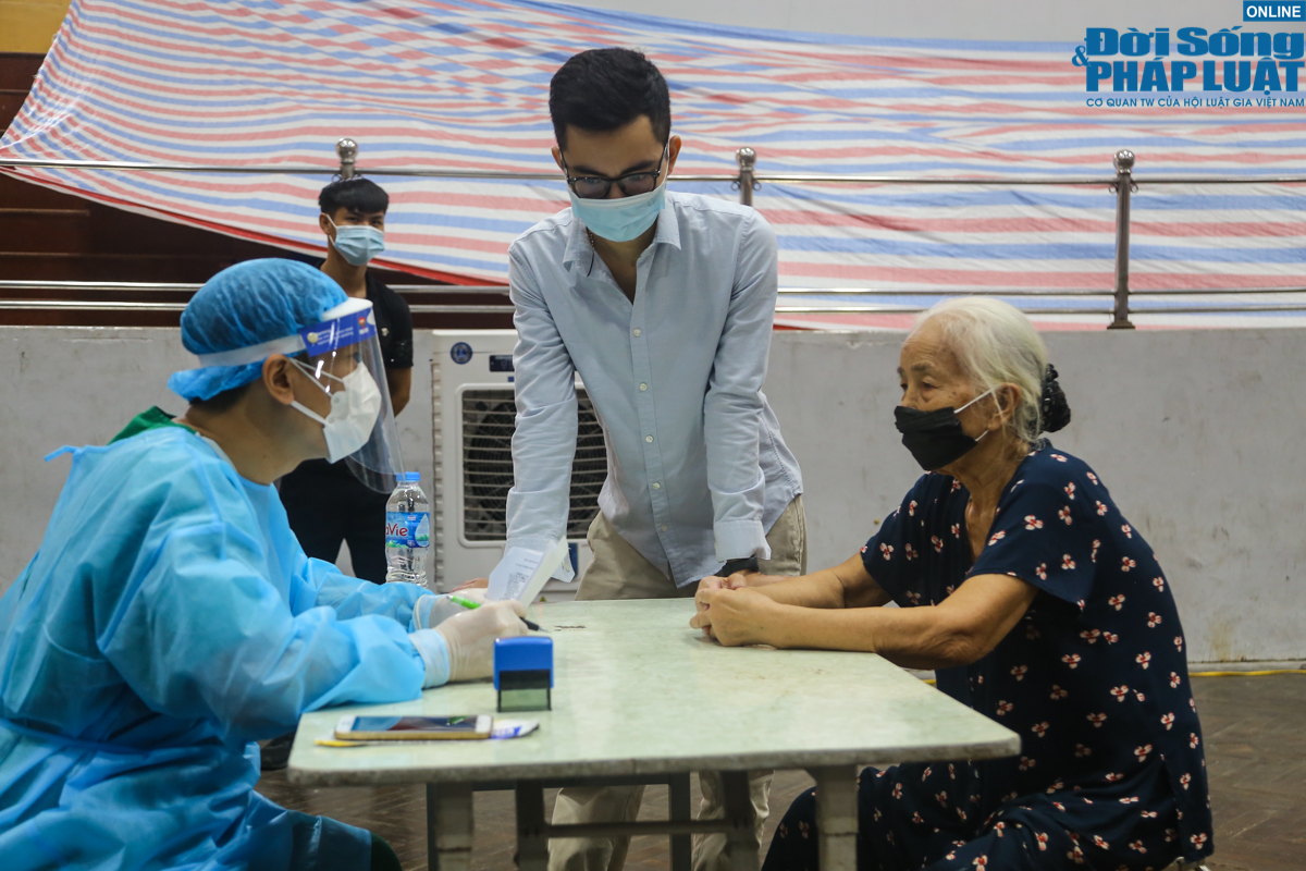 nguoi dan ha noi tiem mui 2 vero cell 6