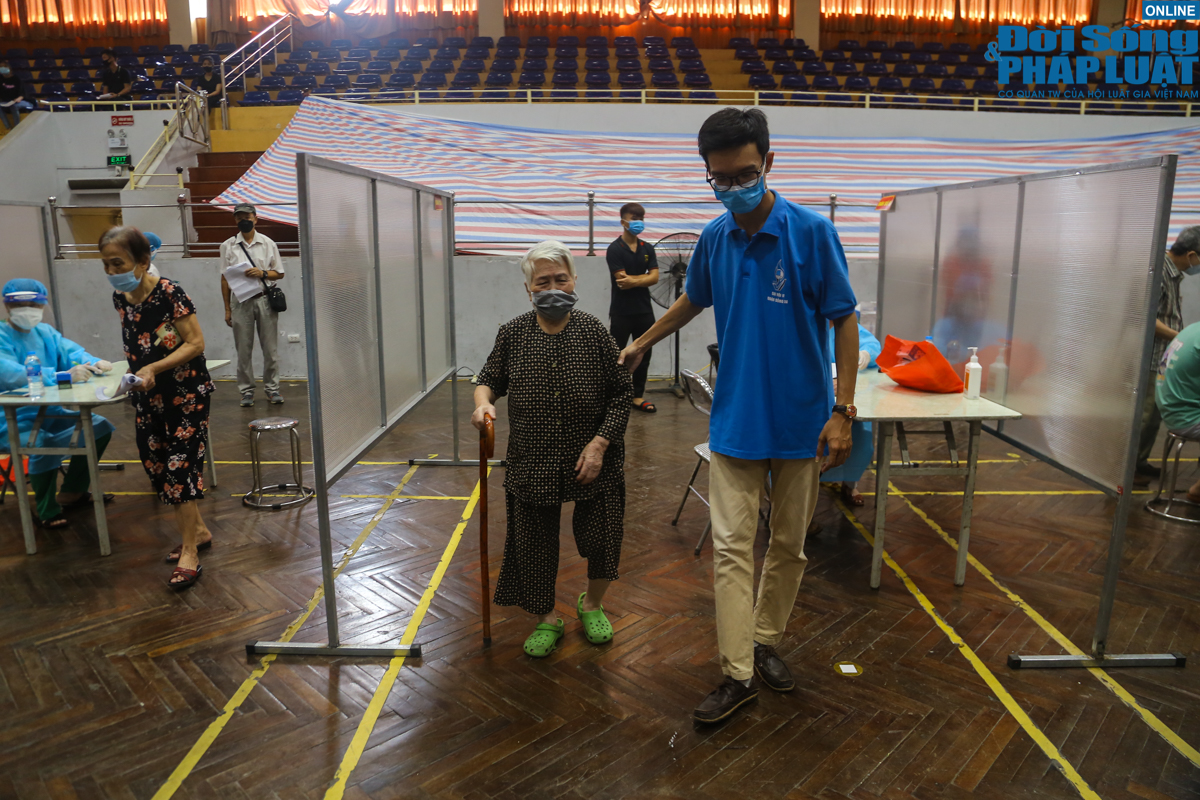 nguoi dan ha noi tiem mui 2 vero cell 9