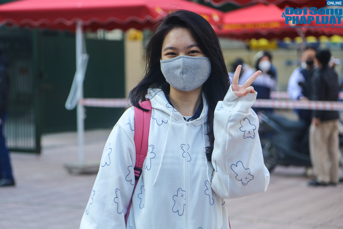 niem vui cua hoc sinh lop 12 tai ha noi khi duoc tro lai truong sau ky nghi dai dspl 1 niem vui cua hoc sinh lop 12 tai ha noi khi duoc tro lai truong sau ky nghi dai dspl 1
