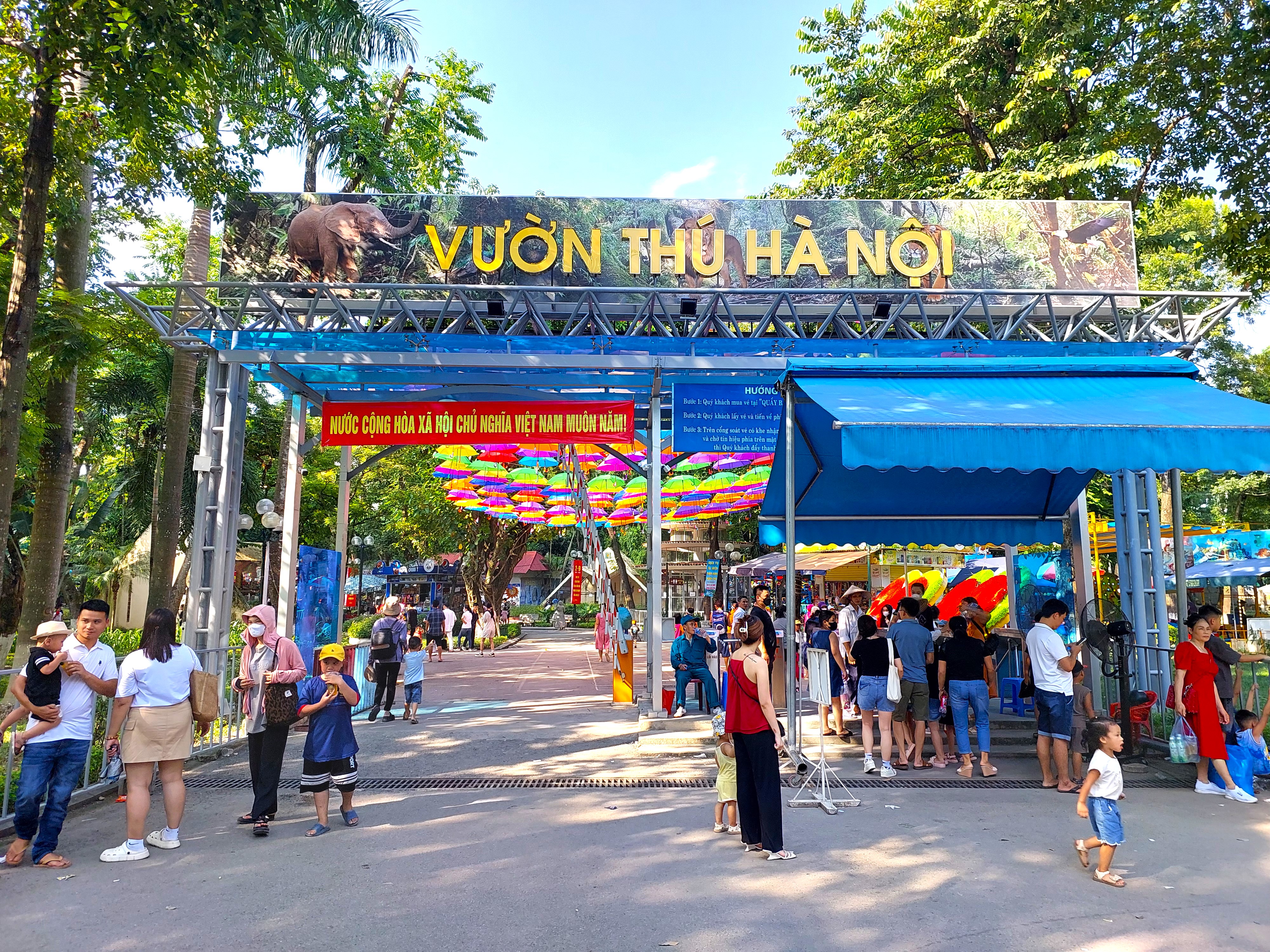 ha noi trung tam thuong mai vang ve dspl 81