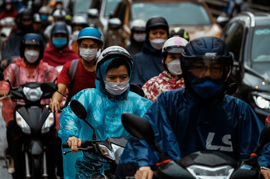 ha noi tro lanh nguoi dan ra duong co ro trong nhieu lop ao am7 ha noi tro lanh nguoi dan ra duong co ro trong nhieu lop ao am7