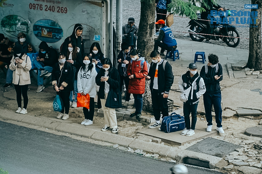 ha noi nguoi dan un un keo nhau ve que nghi tet duong lich 2023 4 ha noi nguoi dan un un keo nhau ve que nghi tet duong lich 2023 4