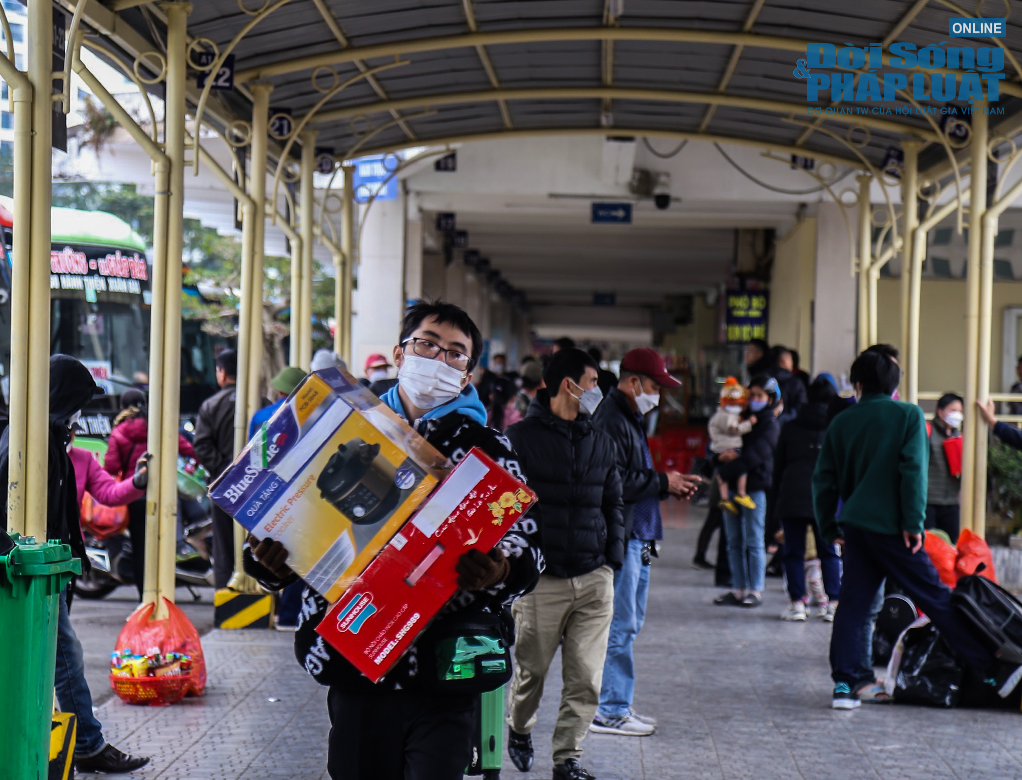 ha noi ben xe tap nap nguoi dan ve que don tet nguyen dan 2023 5 ha noi ben xe tap nap nguoi dan ve que don tet nguyen dan 2023 5