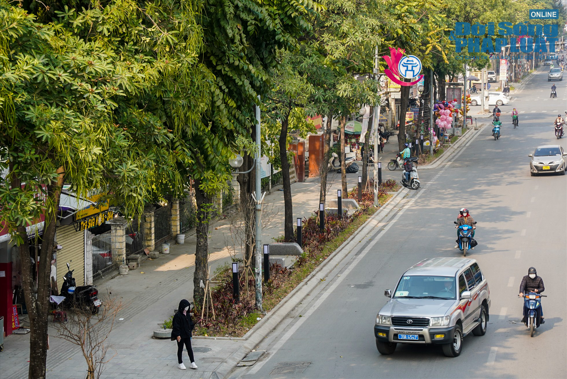ha noi duong pho ngap tran sac do nhan ngay ki niem 93 nam thanh lap dang ha noi duong pho ngap tran sac do nhan ngay ki niem 93 nam thanh lap dang