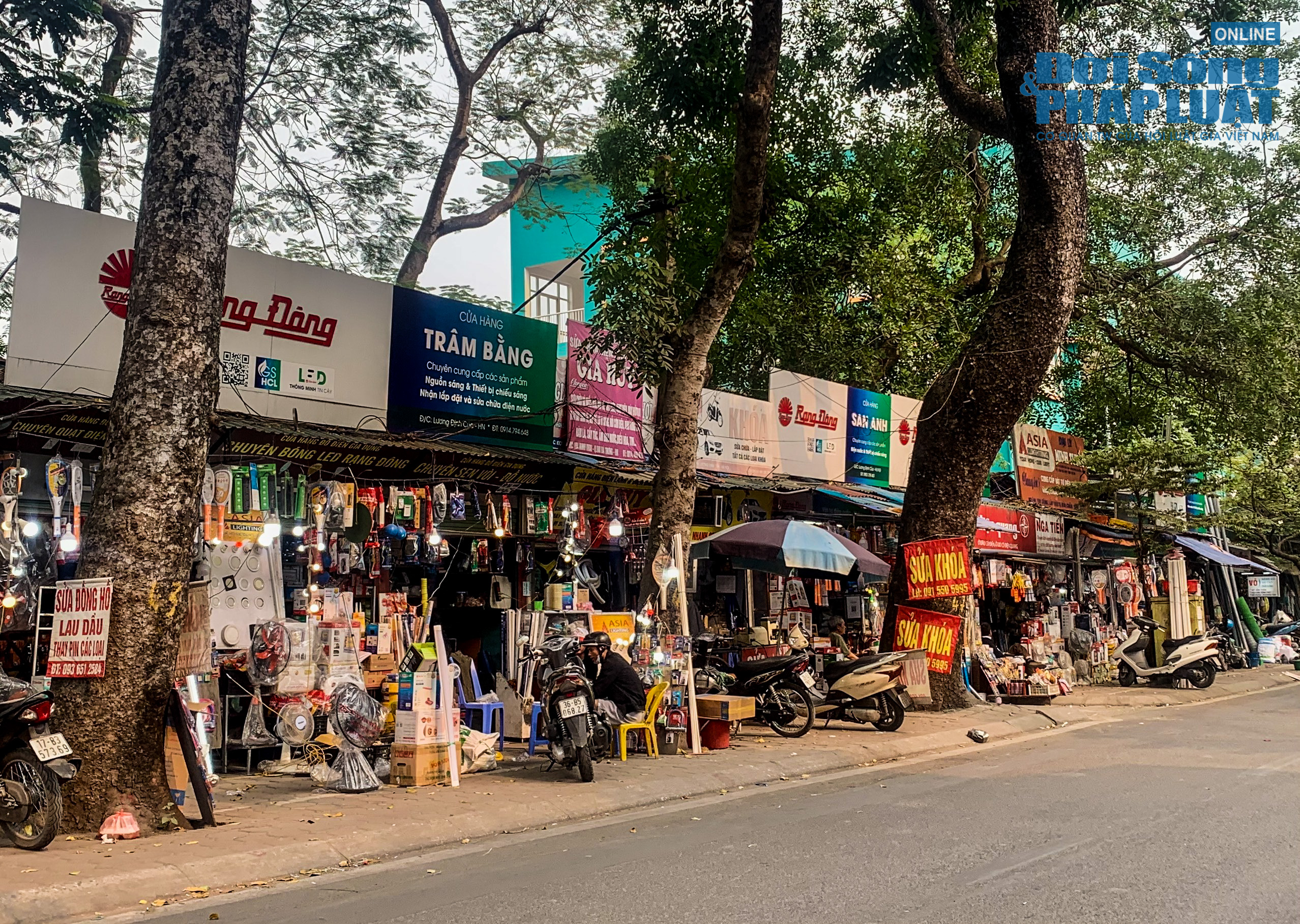 hang quan tan dung via he lam noi kinh doanh phuong trung liet bao gio xu ly 4 hang quan tan dung via he lam noi kinh doanh phuong trung liet bao gio xu ly 4