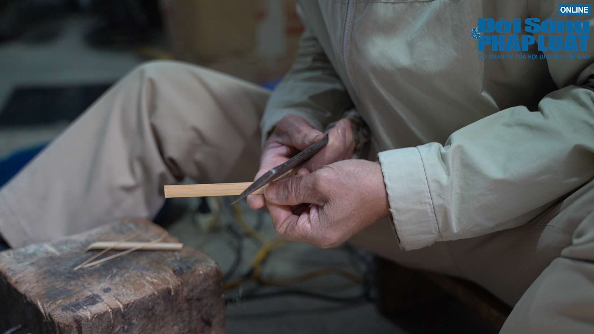 c019000000129still001 c019000000129still001