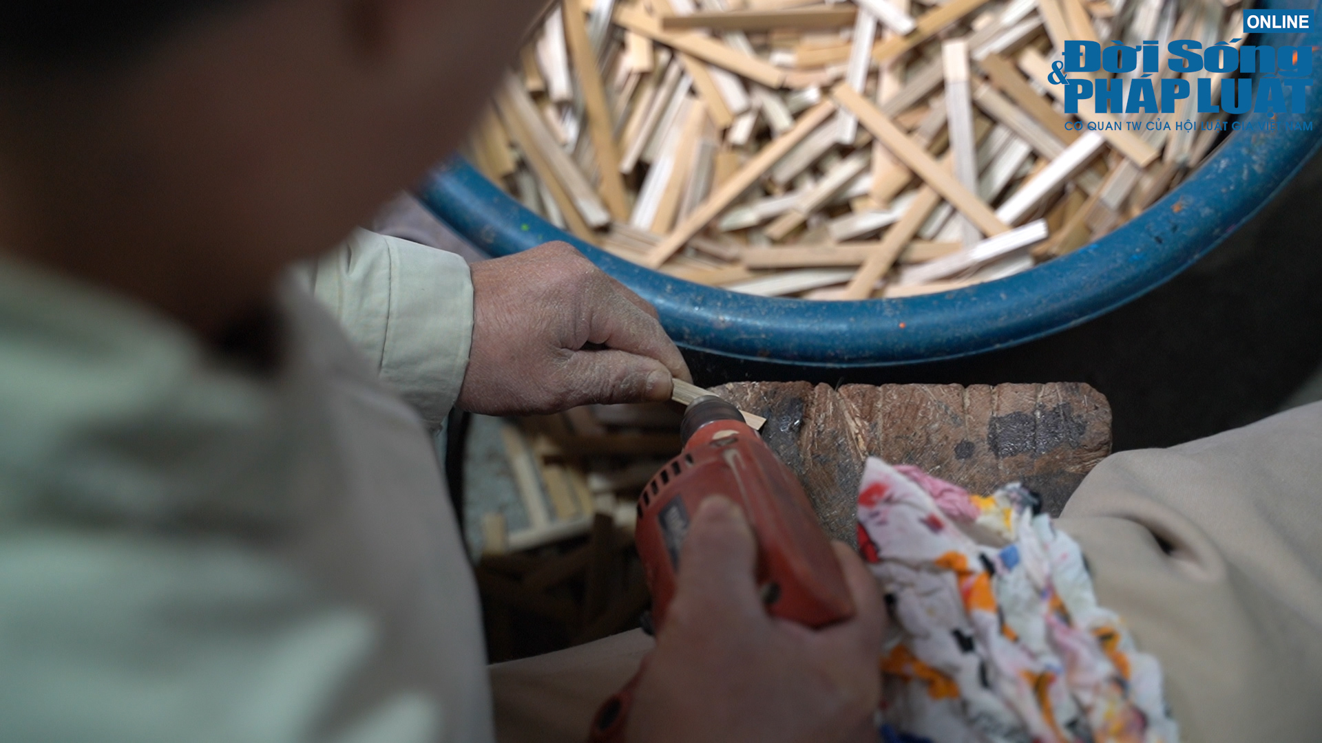 c019000045802still009 c019000045802still009