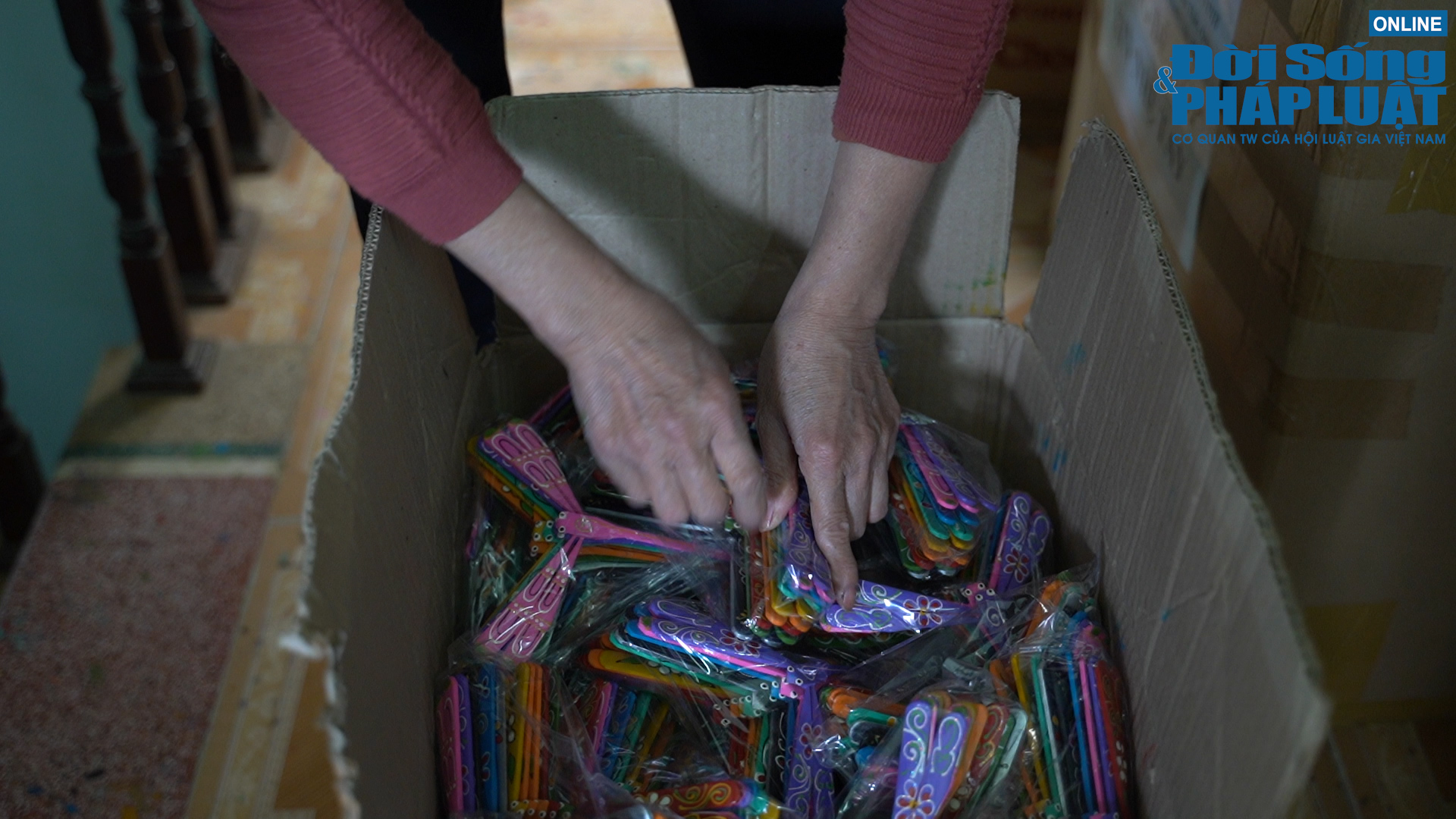 c019000183121still032 c019000183121still032