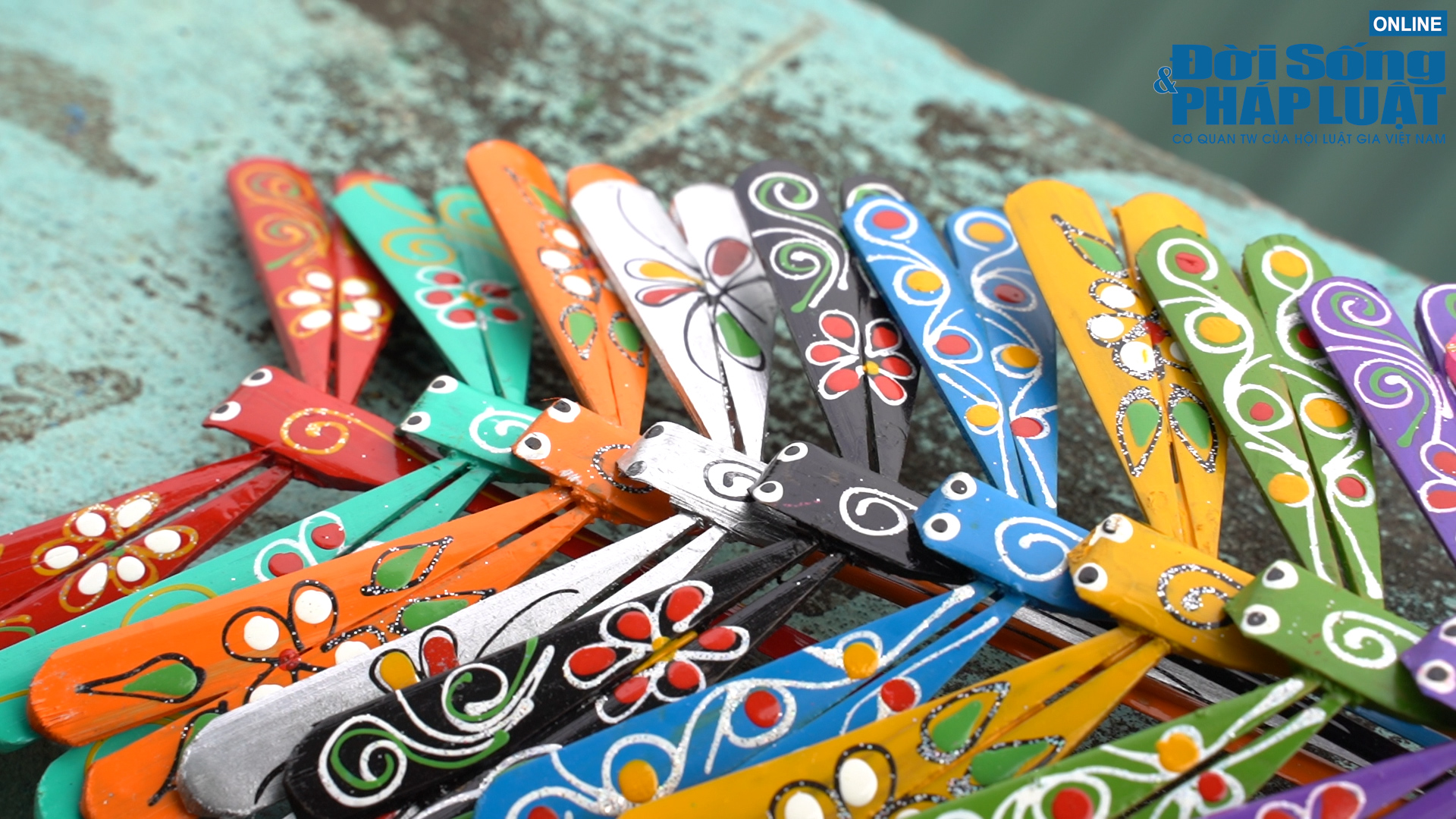 c019000234308still039 c019000234308still039