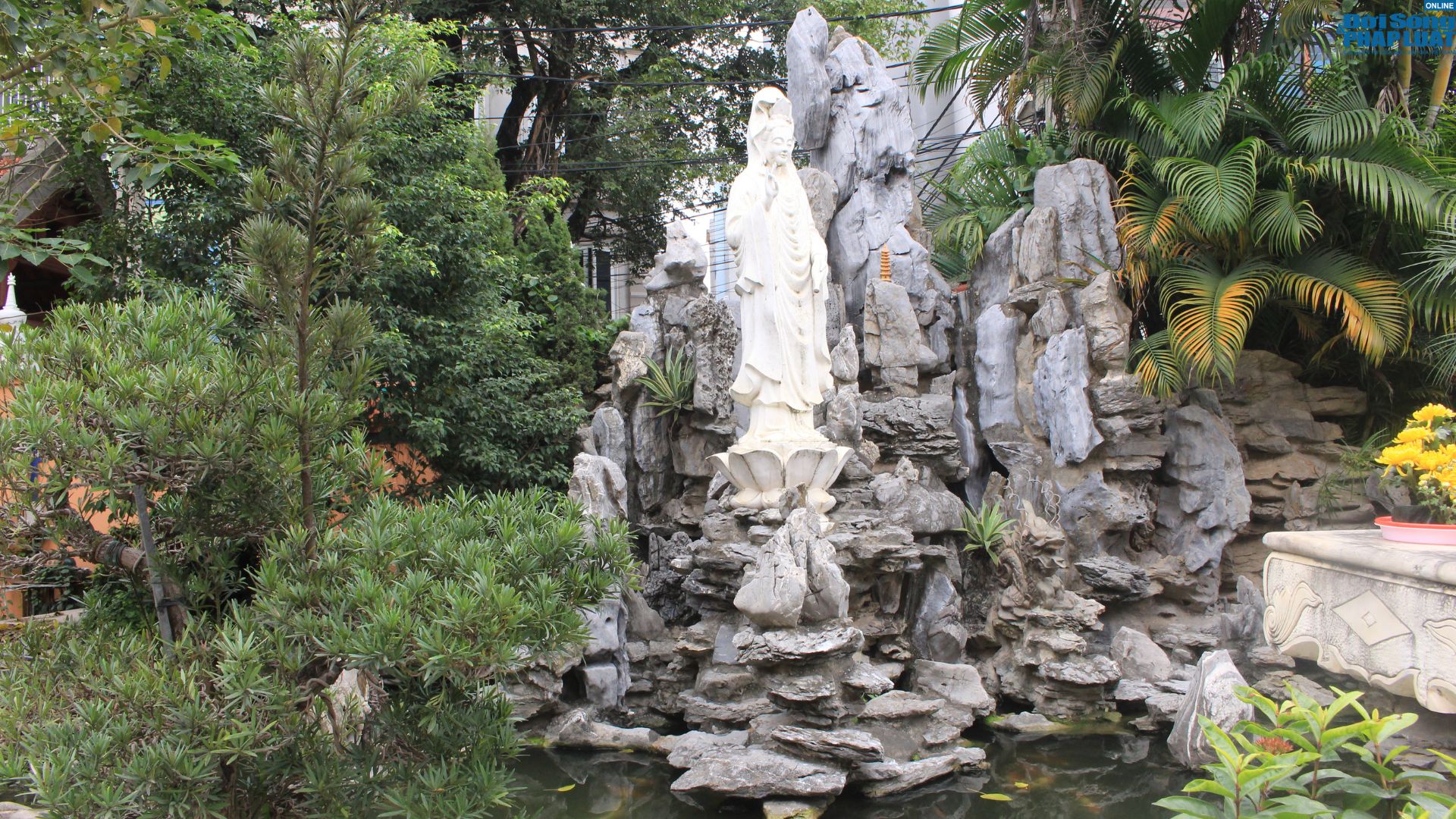 thiet ke chua co ten1 thiet ke chua co ten1