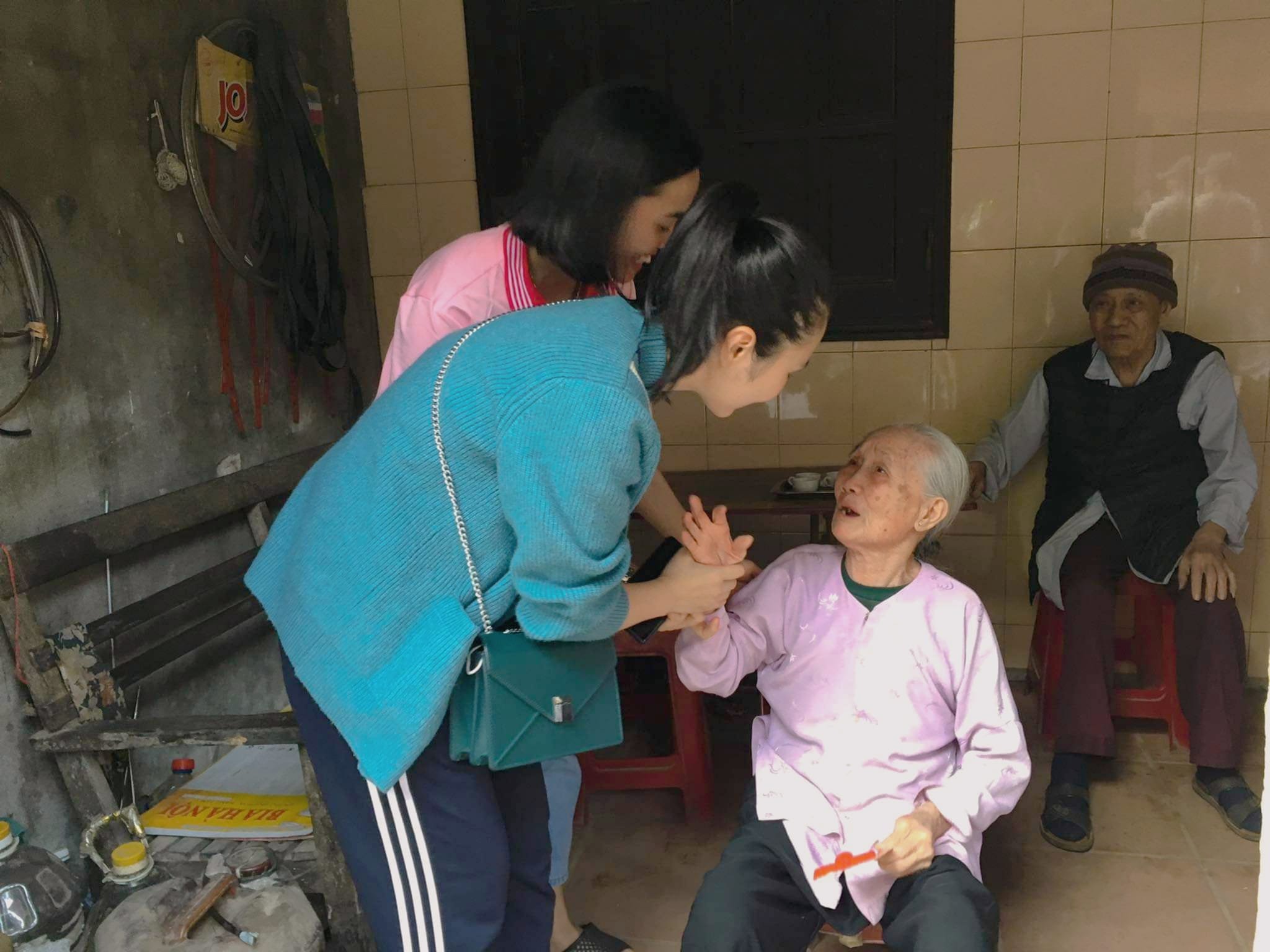 bai 8 3 co giao bat dac di cua lop tieng anh cho nguoi cao tuoi bai 8 3 co giao bat dac di cua lop tieng anh cho nguoi cao tuoi