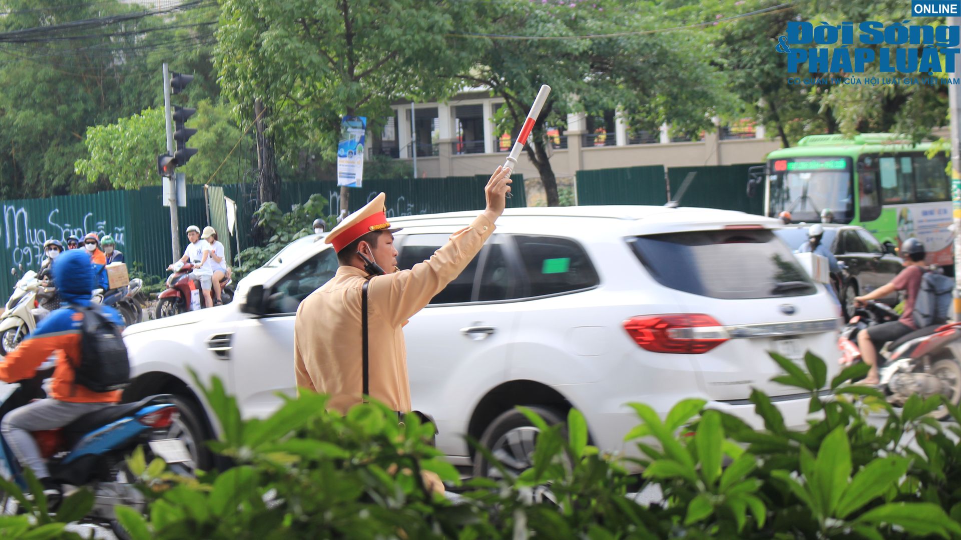 nguoi dan un un tro lai ha noi sau ky nghi le 30 4 1 5fddk nguoi dan un un tro lai ha noi sau ky nghi le 30 4 1 5fddk
