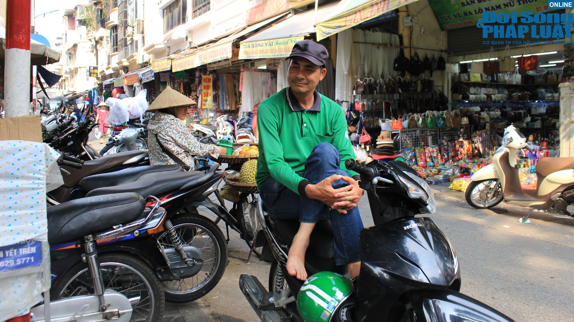 nguoi lao dong chat vat muu sinh duoi troi nang do lua3 nguoi lao dong chat vat muu sinh duoi troi nang do lua3