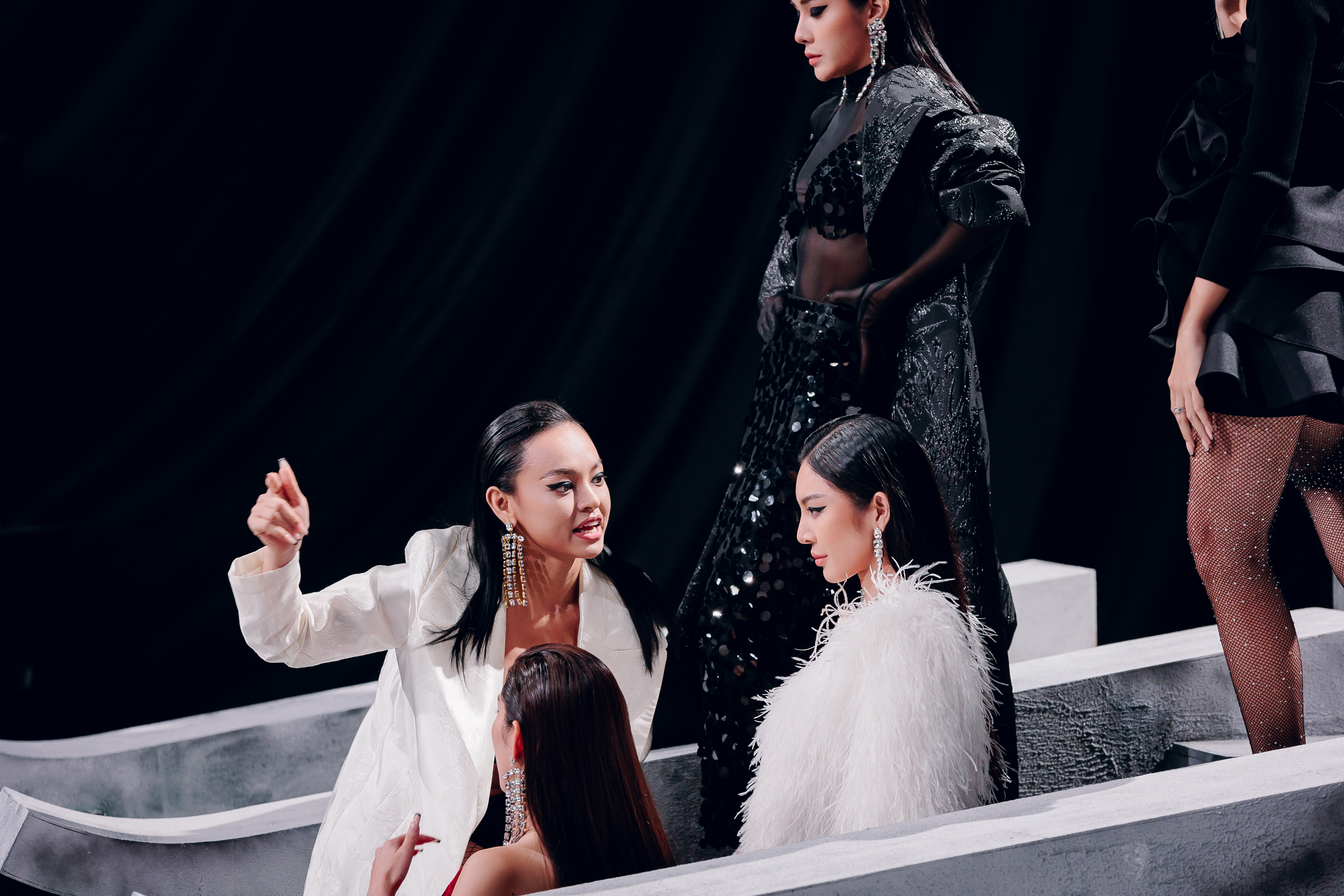 the new mentor tap 2 loat chieu tro khien nguoi xem choang ngop 3