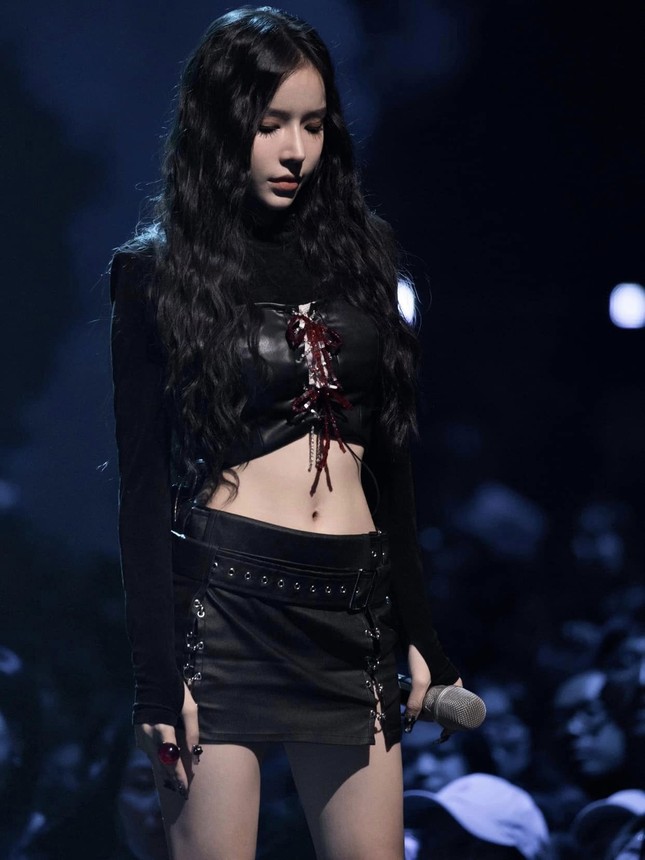 cung tham gia chuong trinh thuc te trung quoc nhung lyly lai bi doi xu trai nguoc voi chi pu 5 cung tham gia chuong trinh thuc te trung quoc nhung lyly lai bi doi xu trai nguoc voi chi pu 5