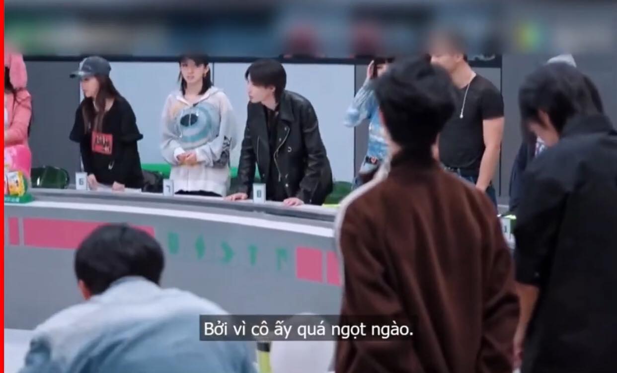 cung tham gia chuong trinh thuc te trung quoc nhung lyly lai bi doi xu trai nguoc voi chi pu 7 cung tham gia chuong trinh thuc te trung quoc nhung lyly lai bi doi xu trai nguoc voi chi pu 7