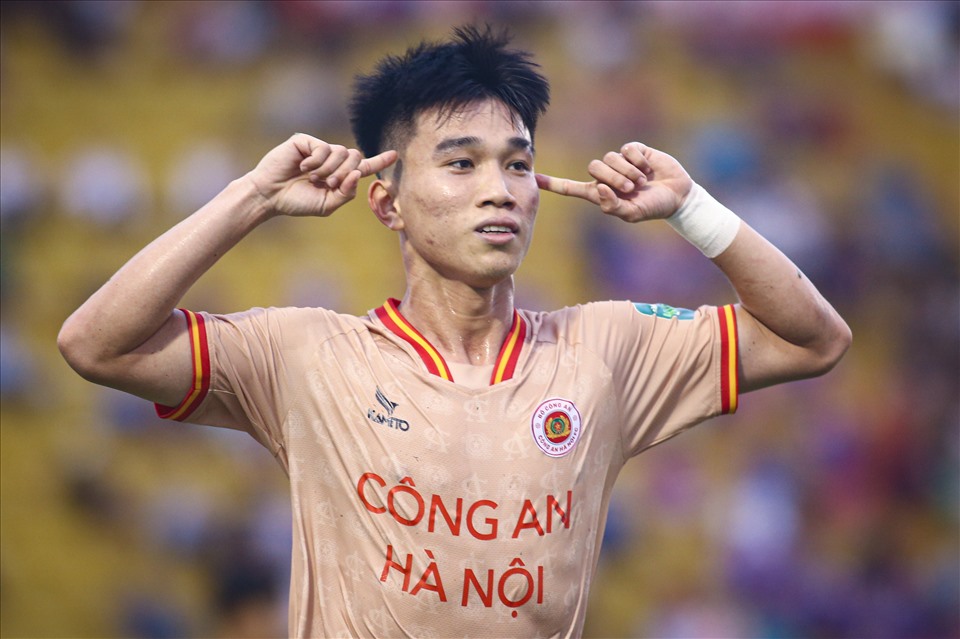 b0c0f215 7938 47c8 a