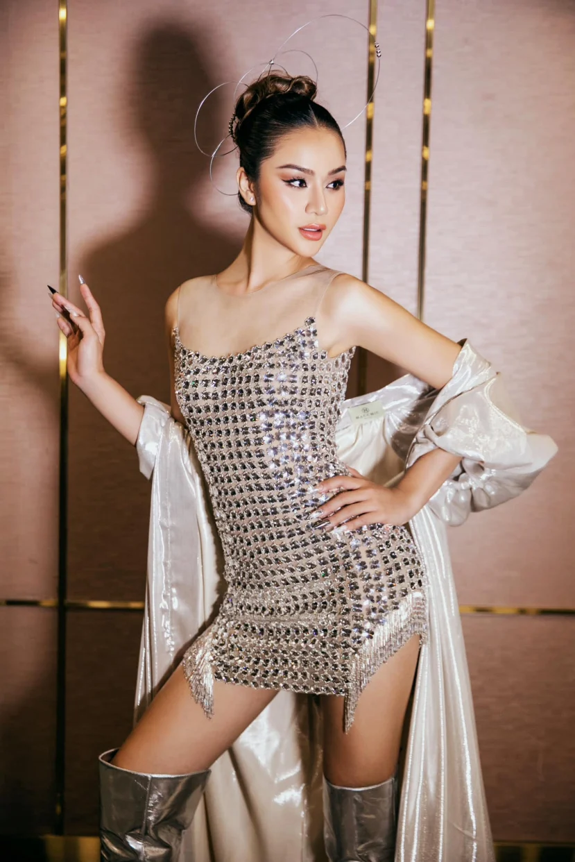 le thu trang 9 le thu trang 9