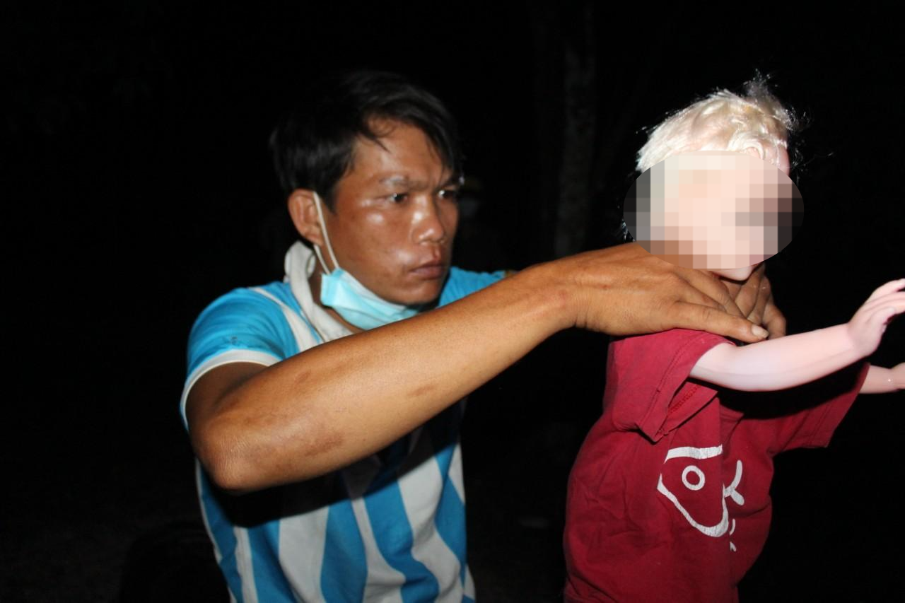 vu be 1 tuoi tu vong vi bi nguoi tinh cua me danh bao hanh vi be khoc mai khong nin vu be 1 tuoi tu vong vi bi nguoi tinh cua me danh bao hanh vi be khoc mai khong nin