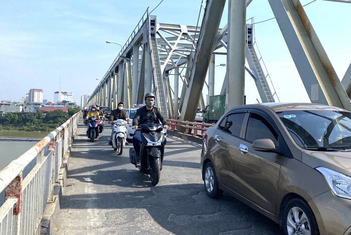 ha noi cau chuong duong cong luong xe gap 8 lan thiet ke sap duoc sua chua tong the