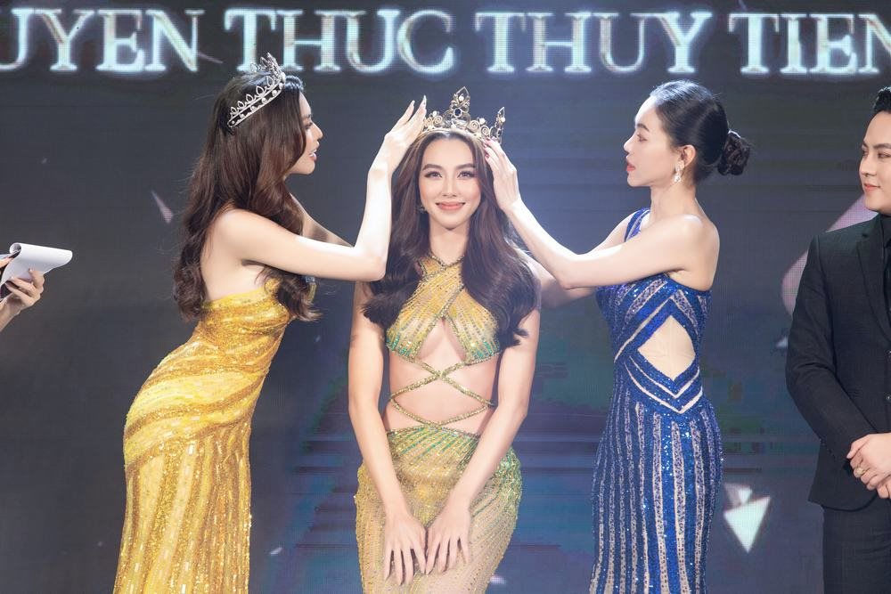 miss grand international 2021 nguyen thuc thuy tien tiet lo dac biet ve bo dam phong thuy dspl 6