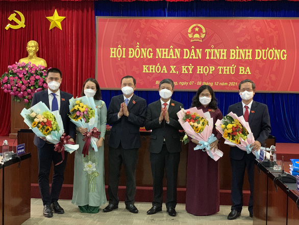 chan dung tan pho chu tich ubnd tinh binh duong chan dung tan pho chu tich ubnd tinh binh duong