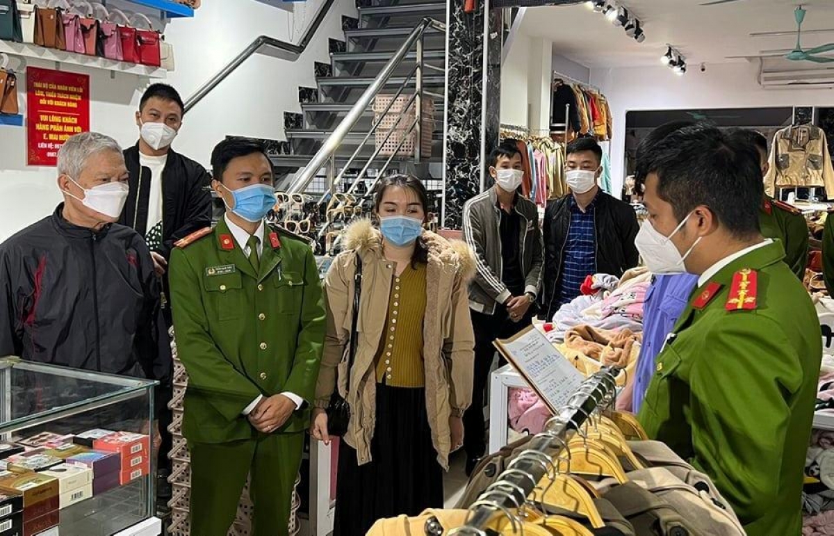 vu chu shop mai huong bao hanh nu sinh quan ao khong ro xuat xu dieu tra dau hieu tron thue vu chu shop mai huong bao hanh nu sinh quan ao khong ro xuat xu dieu tra dau hieu tron thue