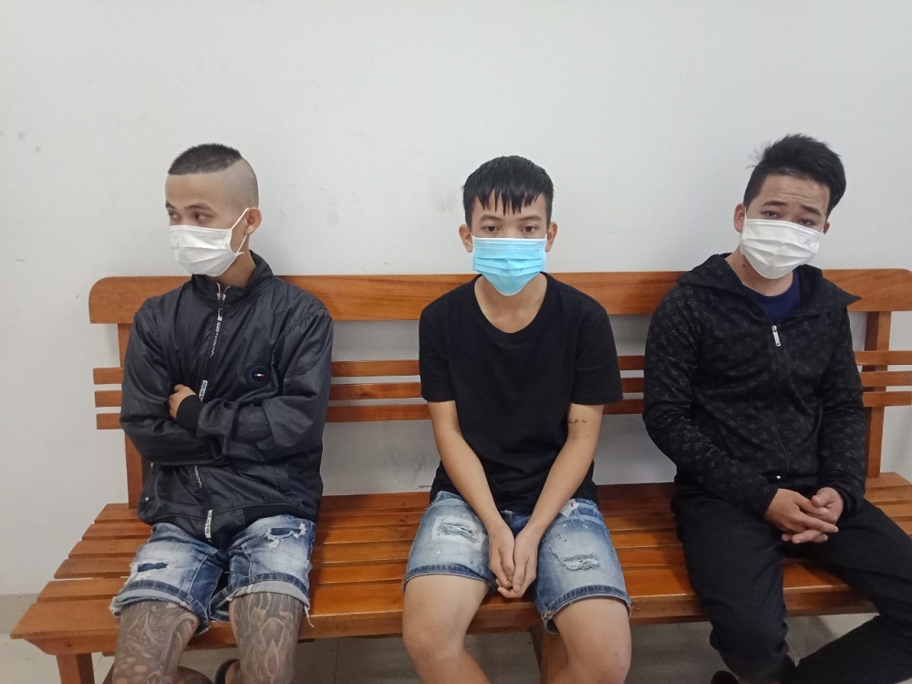 nghi gia dinh bo vo khong cho tham con ga re xuong tay giet nguoi nghi gia dinh bo vo khong cho tham con ga re xuong tay giet nguoi