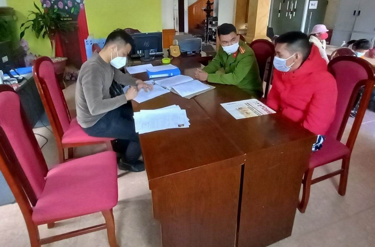 ga con re dam bo vo ra dau thu sau 6 thang lan tron
