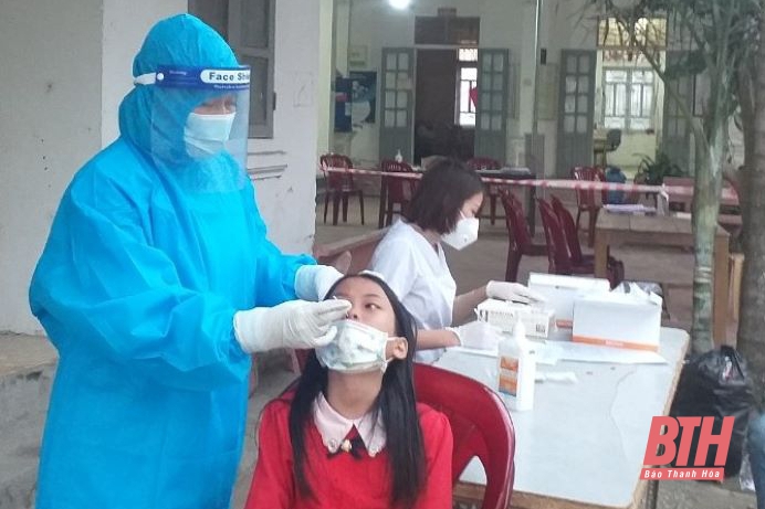 tang cuong bao ve nguoi thuoc nhom nguy co cao mac covid 19 tren dia ban tinh