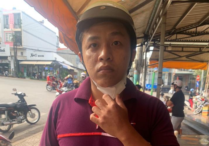 luc tui xach lay 40 trieu dong ten trom vut vao thung rac khong ngo ben trong van con tien khung luc tui xach lay 40 trieu dong ten trom vut vao thung rac khong ngo ben trong van con tien khung