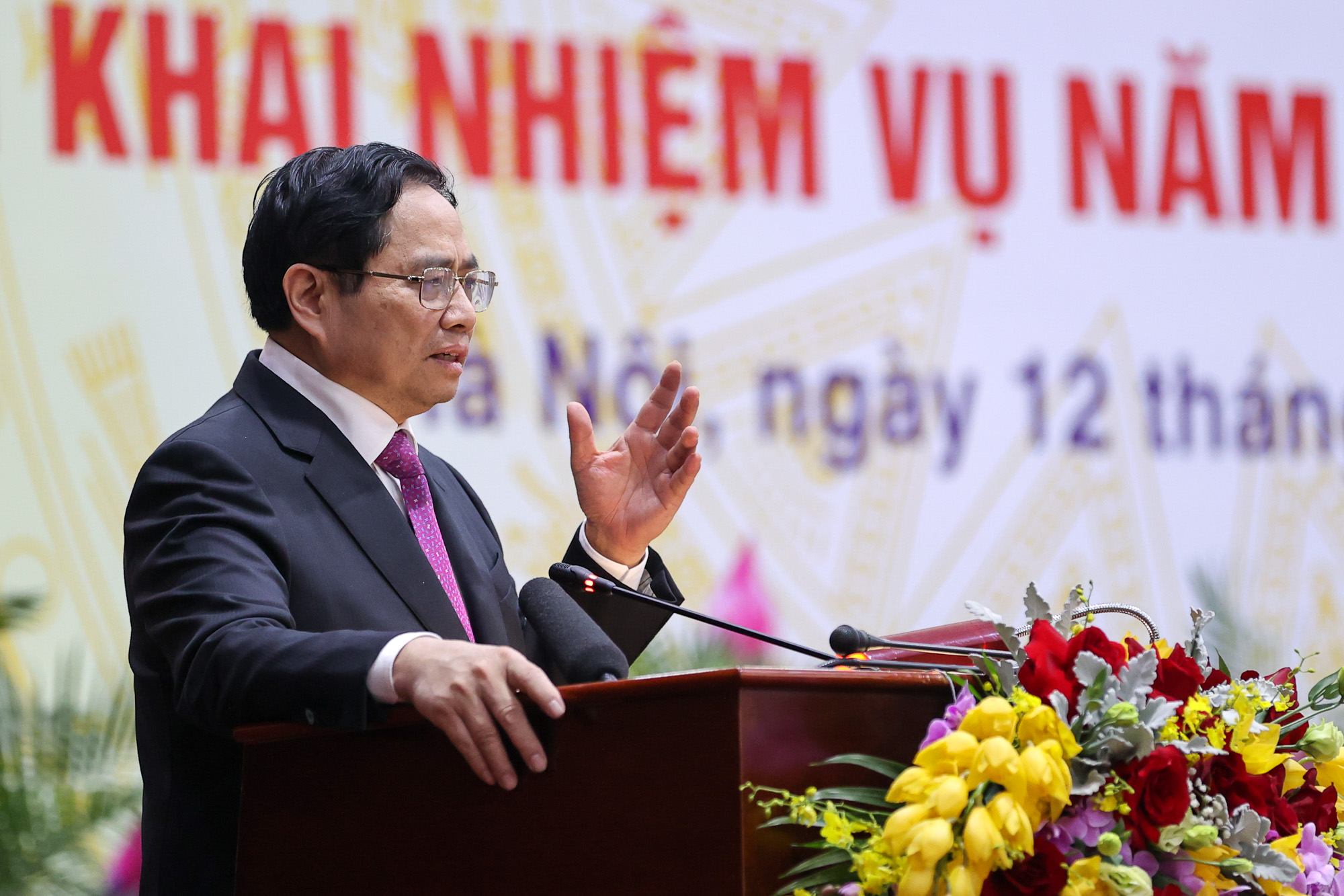 quan ly nha nuoc phai tap trung xay dung the che chinh sach thay vi giai quyet su vu quan ly nha nuoc phai tap trung xay dung the che chinh sach thay vi giai quyet su vu