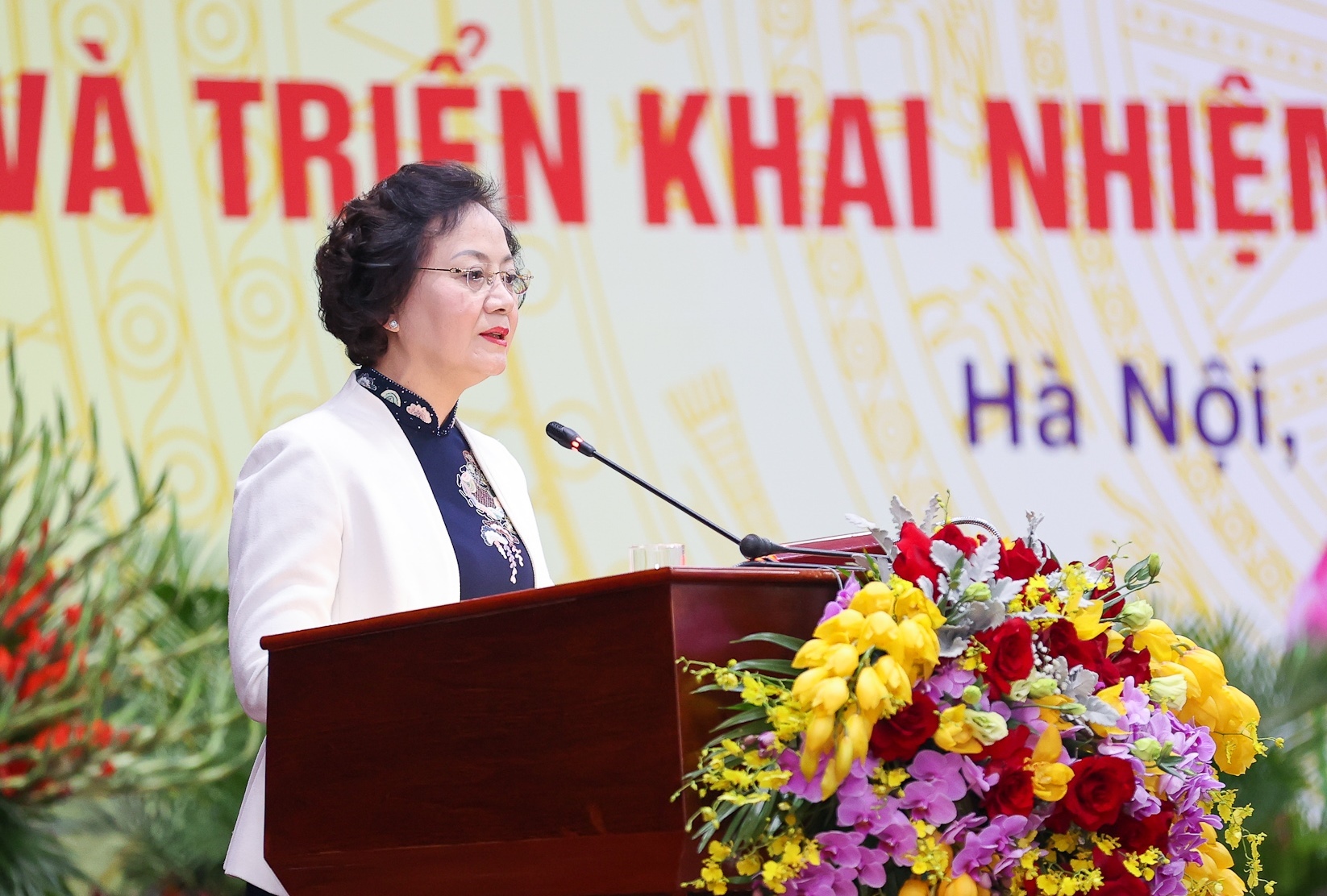 quan ly nha nuoc phai tap trung xay dung the che chinh sach thay vi giai quyet su vu3 quan ly nha nuoc phai tap trung xay dung the che chinh sach thay vi giai quyet su vu3