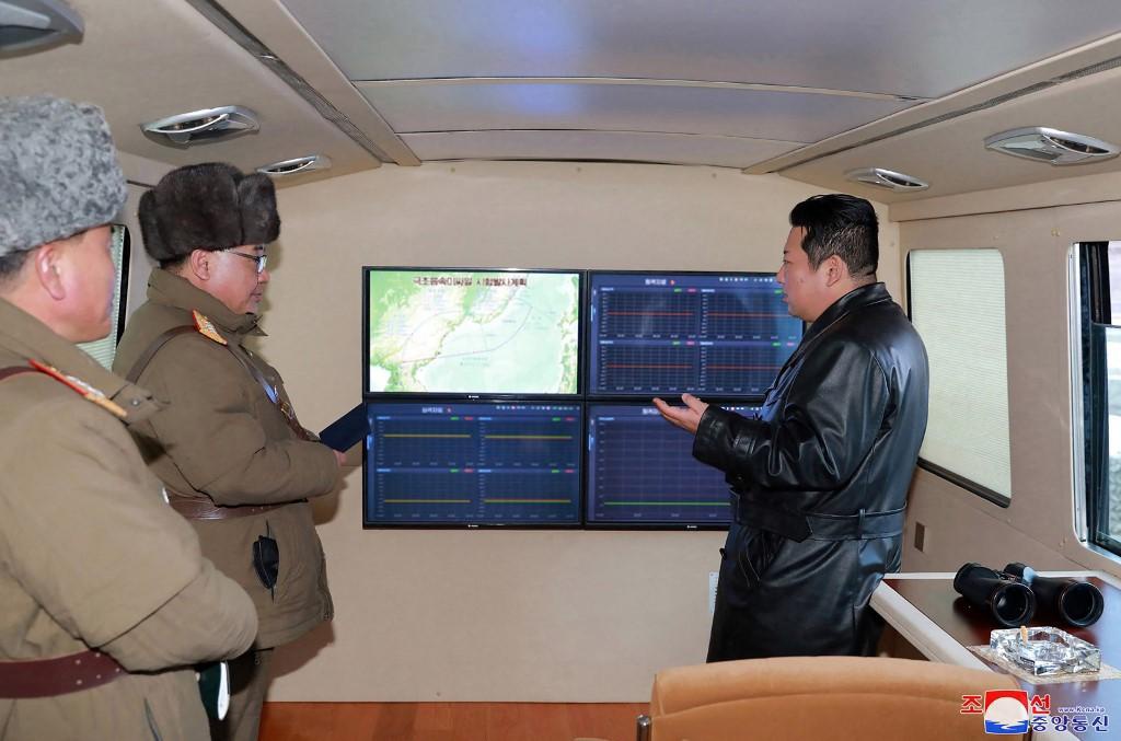 trieu tien hoan tat thu nghiem ten lua boi sieu thanh moi chu tich kim jong un truc tiep chung kien trieu tien hoan tat thu nghiem ten lua boi sieu thanh moi chu tich kim jong un truc tiep chung kien
