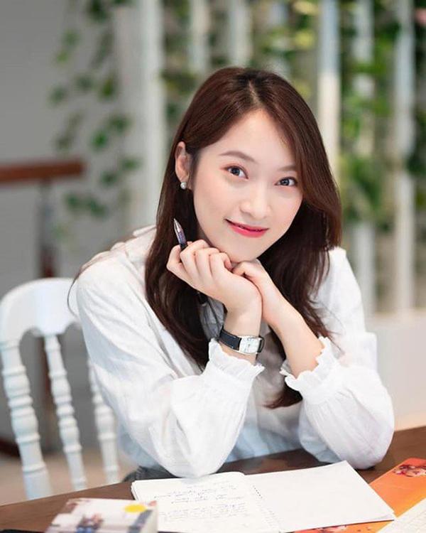 dan hotgirl sinh nam dan nguoi len nhu dieu gap gio nguoi di du hoc van bi nem da dan hotgirl sinh nam dan nguoi len nhu dieu gap gio nguoi di du hoc van bi nem da