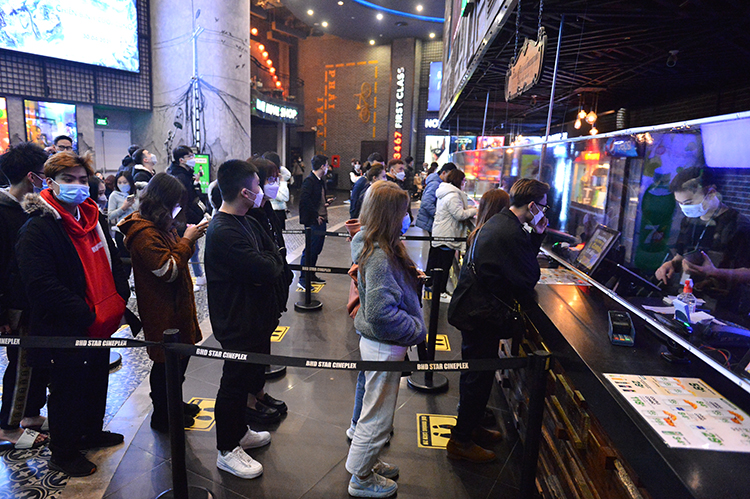 rap chieu phim chi su dung 50 cong suat de phong chong dich