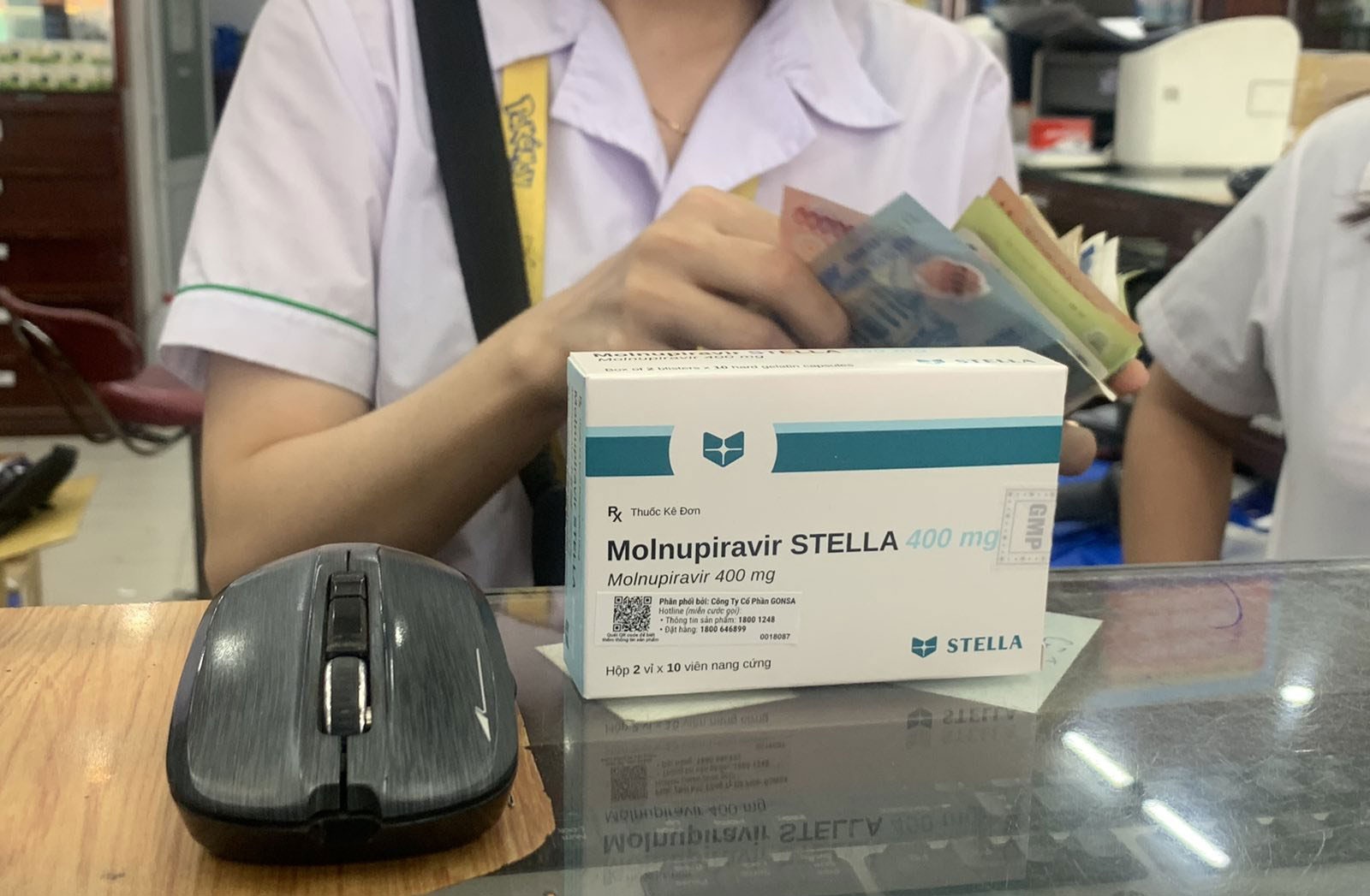bo y te ngan chan viec mua ban thuoc dieu tri covid 19 tren mang xa hoi