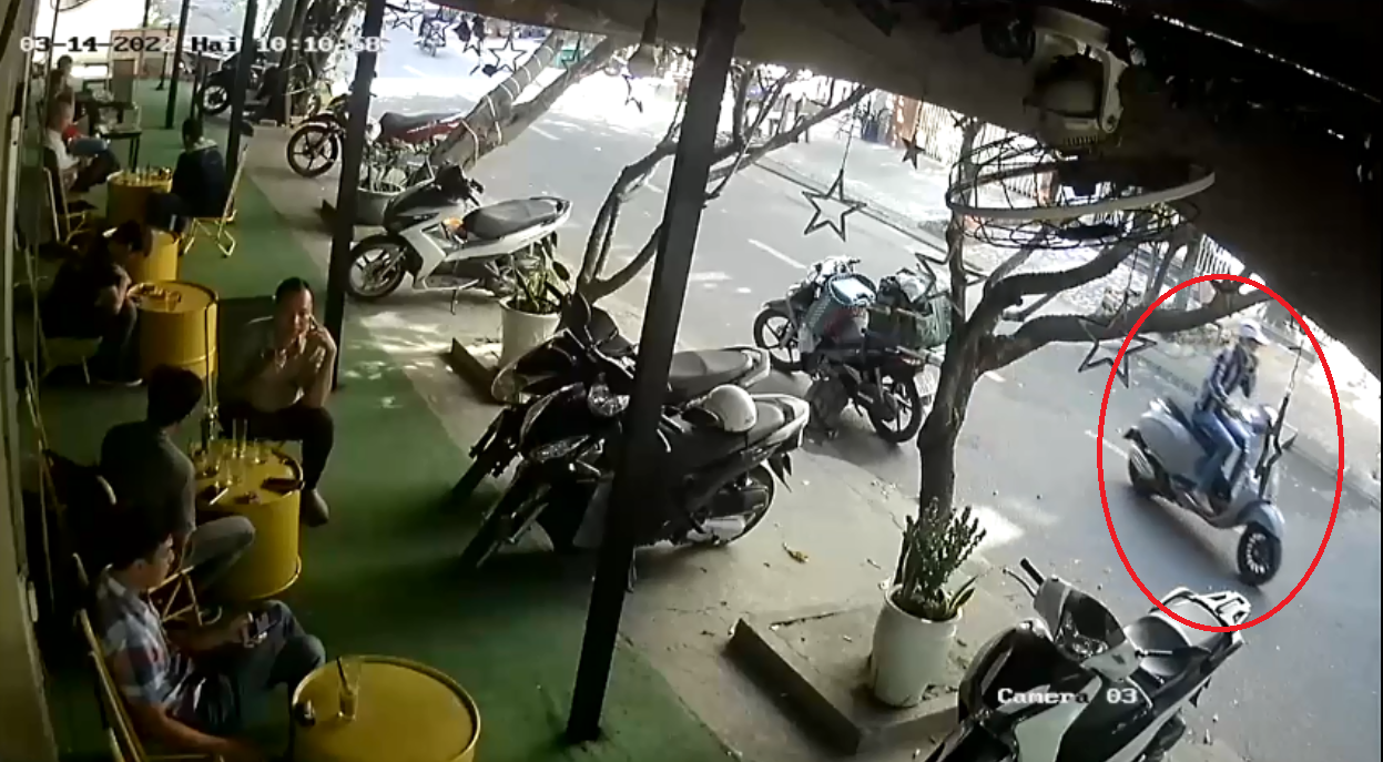 dua chia khoa cho nguoi la nam thanh nien bi lua mat xe tri gia hon 80 trieu dong