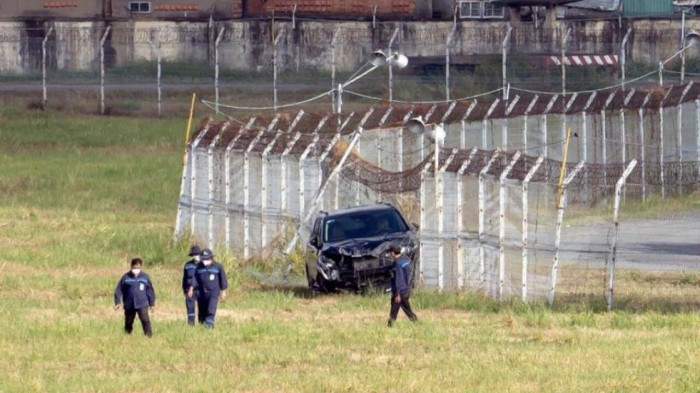 xe cho do danh golf tong sap hang rao san bay tan son nhat xe cho do danh golf tong sap hang rao san bay tan son nhat