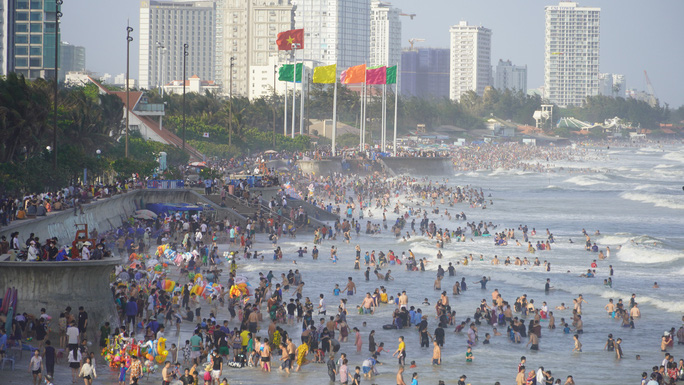 vung tau du khach nuom nuop di tam bien cac diem vui choi hoat dong het cong suat 2 vung tau du khach nuom nuop di tam bien cac diem vui choi hoat dong het cong suat 2