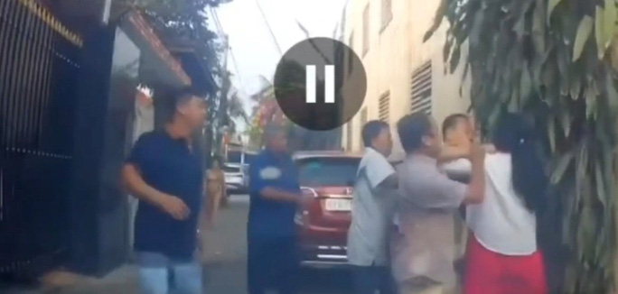 binh duong tam dinh chi dai uy cong an bi to hanh hung phu nu binh duong tam dinh chi dai uy cong an bi to hanh hung phu nu