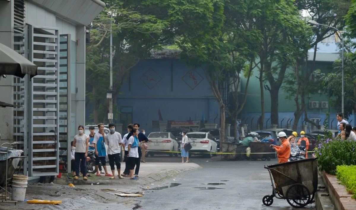 ha noi chay nha hang duoi ham toa nha vicostone hoang ngan khoi nau boc cao hang chuc met2 ha noi chay nha hang duoi ham toa nha vicostone hoang ngan khoi nau boc cao hang chuc met2